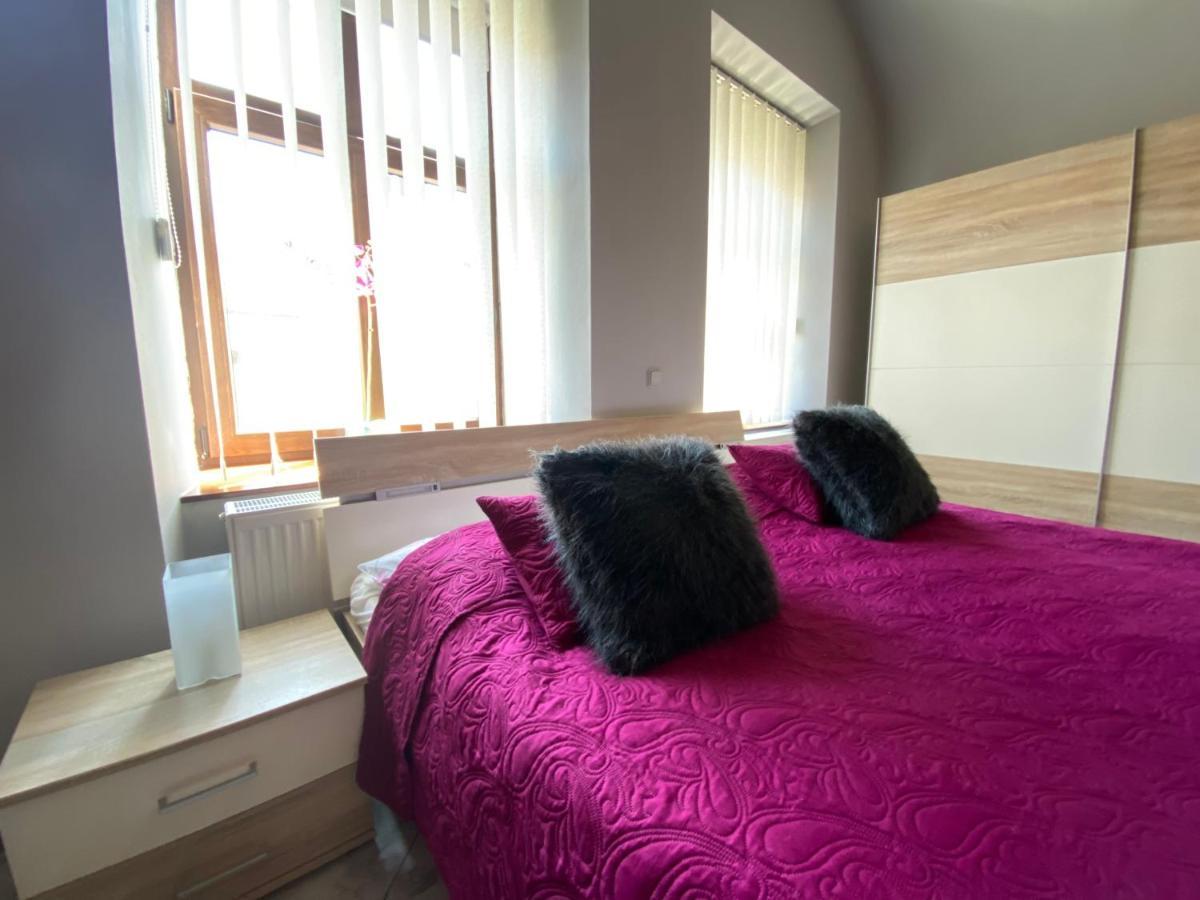 Penzion Hradby Prešov Esterno foto
